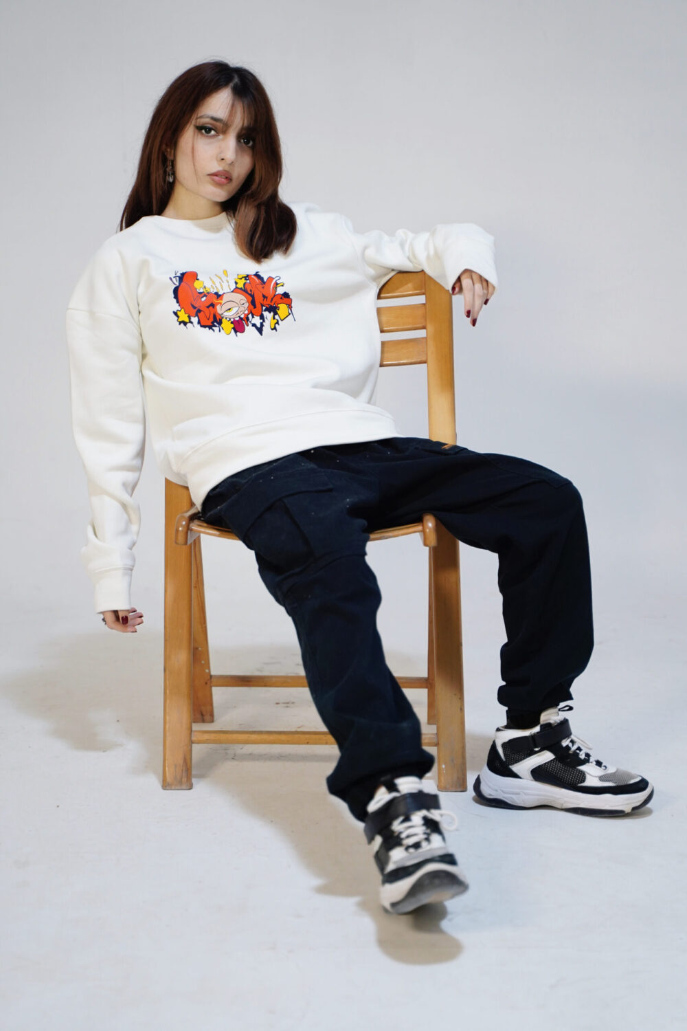 GRAFATI OVERSIZED SWEATSHIRT - Image 4